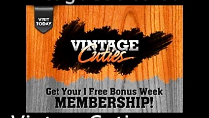 Çıplak nüdist kızlar dalga geçiyor (1960'larda vintage)