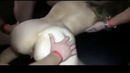 Helping the busty milf komşu