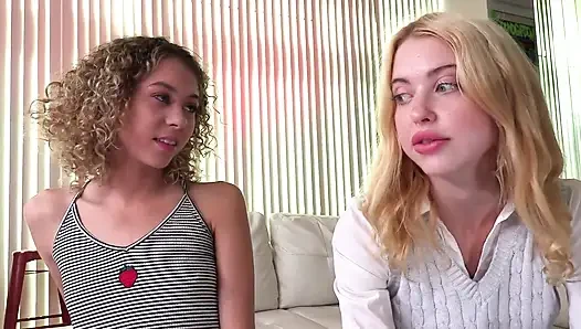 Allie Addison ve Chloe Cherry iyi küçük mastürbasyon yardımcısında