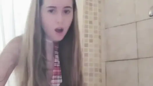 Yaramaz üniversiteli kız bölümü