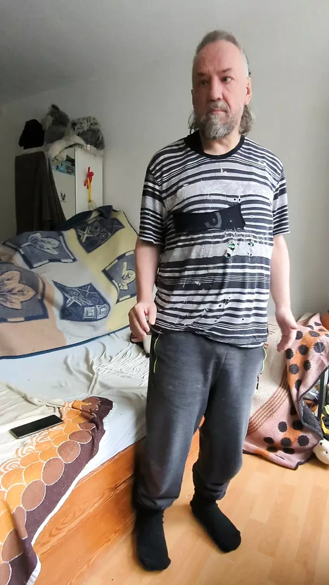 Alman tombul itaatkar sabah video izlerken mastürbasyon yapıyor