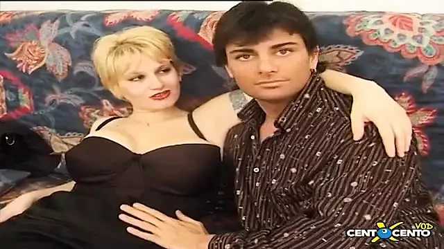 Carolina Spagnoli ve sürtük arkadaşları (tam film)