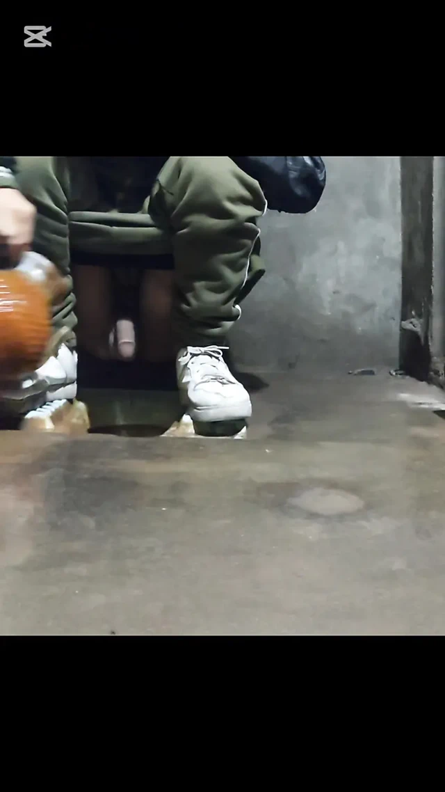 Twink Pakistani boy in public bathroom public toilet fingering masturbate