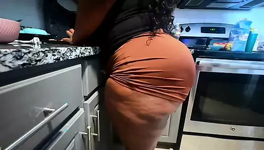 Edepsiz Diana şişman göt iyi sikiliyor