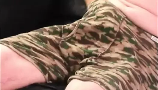 Amatör Frankie mastürbasyon yapıyor