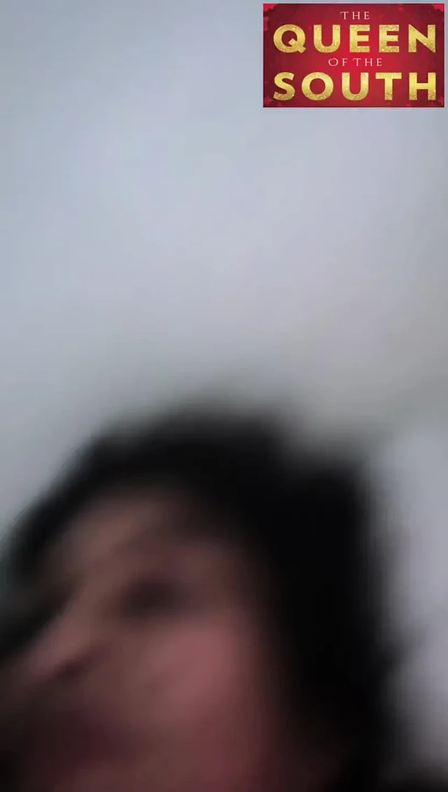 Biraz giyindim... Sadece kendim için... Ya da belki senin için de ne düşünüyorsun?