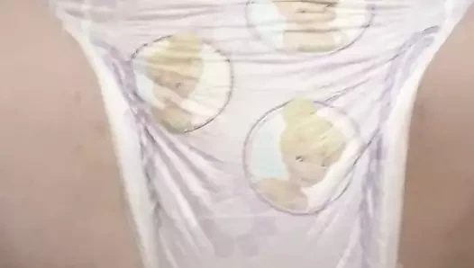 Büyük zenci yarağı sarılıyor bebek bezini dolduruyor