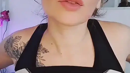 31 talimatı göğüslerime boşalıyor