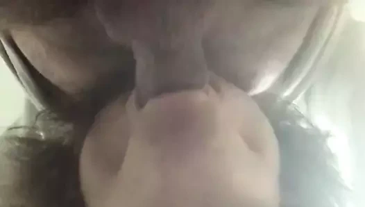 Gabi bu cajun suasage'ı seviyor