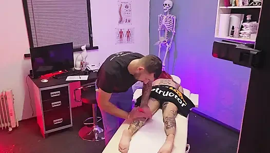 Tantrische Yoni-massage Mit Thatbosslass