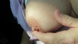 meme uçlarım ile oynamak