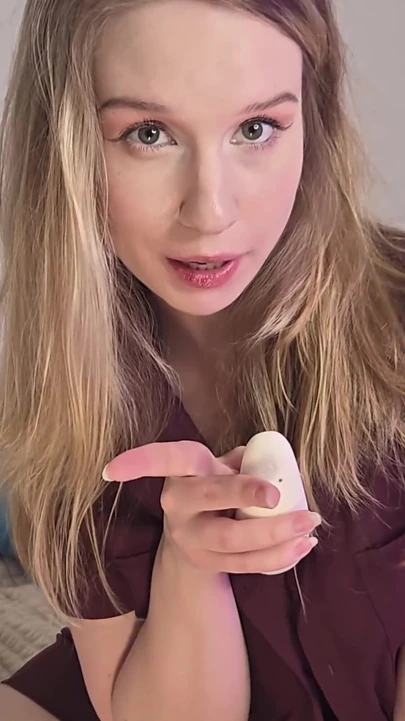 Alice Klay 3 Oyuncakla Vajina Patlaması