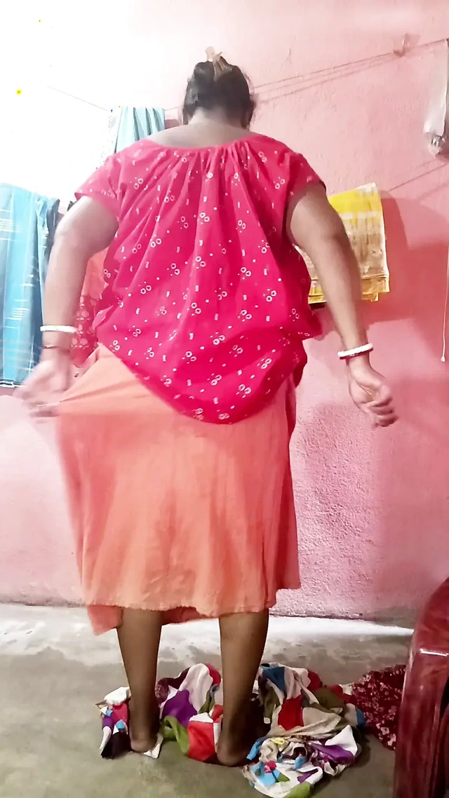 Sfw günlük yaşam tarzı elbise değişikliği