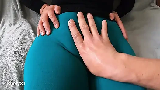 My friend's stepmom makes me touch her big pussy and I put two fingers