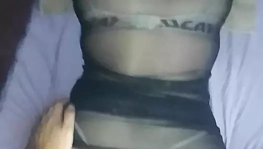 Bir arkadaşım evde terlikli bir elbiseyi unutmuş ve biz ona giydik