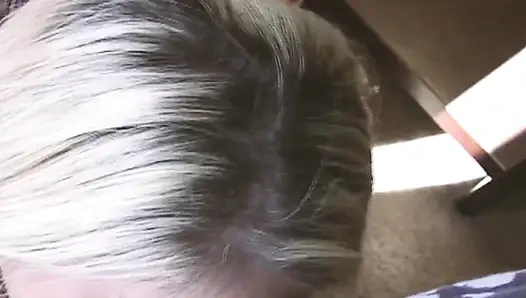 Booty Workoutscene-2_blonde büyük götlü orta yaşlı seksi kadın spor salonunda bağlıyken sert sikiliyor