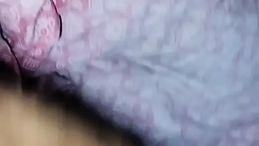 Üvey kız kardeş bakire sıkı amcık ilk kez seks yapıyor