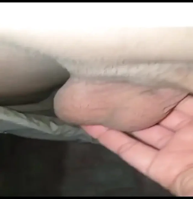 Islak yeni sörf şortunda inanılmaz boşalma