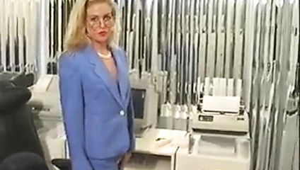 Ofis bebek gets dik ve çalış ile ona kedi