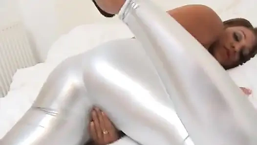 Genç Avrupalı Tokyo'yu işgal ediyor!! - Cilt. #06