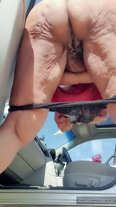 Çişimle çölü sulamak! olgun kıllı latin kadın