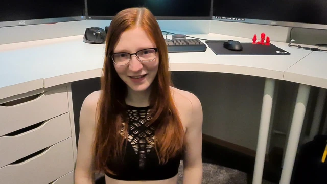 -Açgözlü genç kız ilk kez döl yutuyor