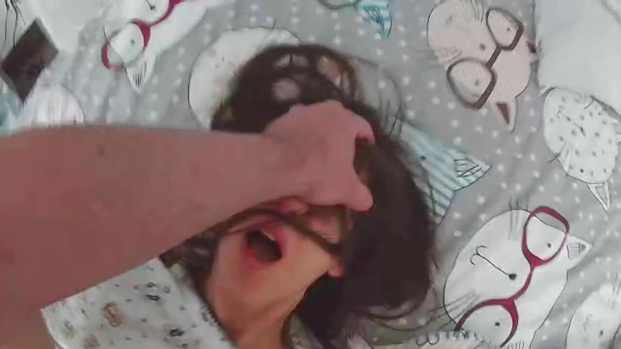 Arkadaşı karısını sert sikiyor. Gerçek
