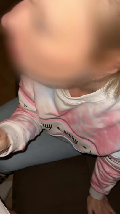 Самопроизвольно возбудился на диване и отсосался🔥, горячий минет от моей горячей, горячей замужней пизды