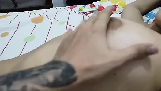 Üniversite öğretmenim konuyu başarısızlığa uğratmamak için onu sikmemi istedi