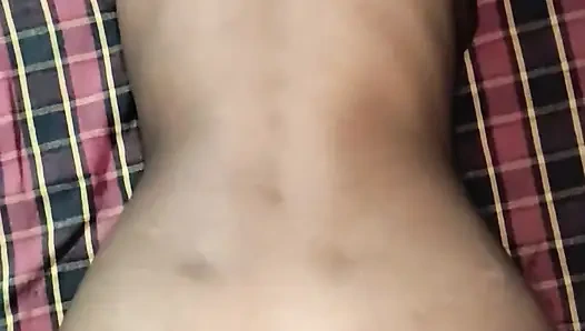 Hintli kadın baştan çıkarıyor