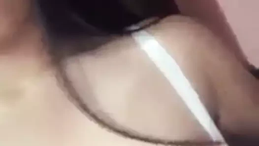 Asya nepalce hint bir anda yoğun ilgi gören sevgili