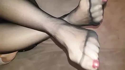 iyi giyilmiş külotlu çorap adım anne çok kötü kokulu ayaklar