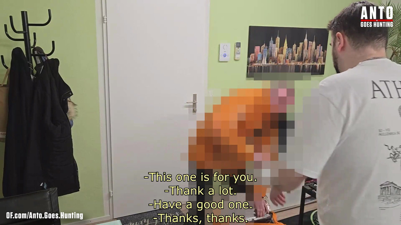 Another J. Eat delivery guy convinced to do gay stuff