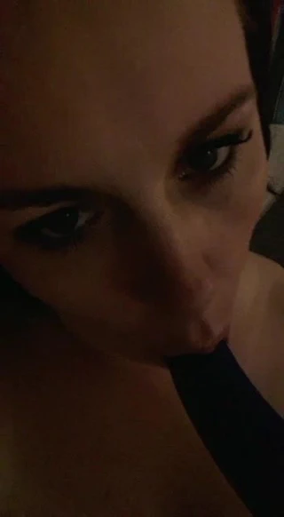 İtaatkar sürtük İngiltere