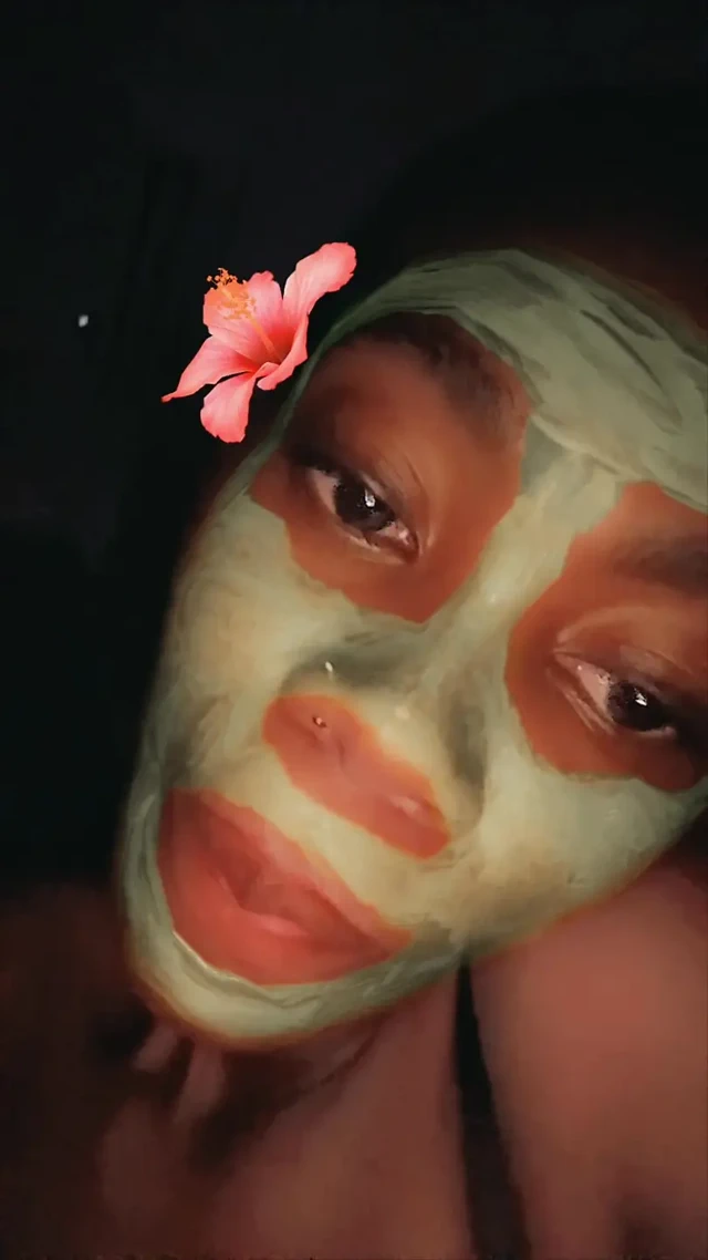 Büyük aletimi seviyor