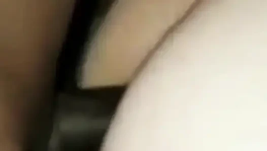 Polonyalı iri güzel kadın sert domalarak sikiliyor yüksek sesle çığlık atarak orgazm oluyor