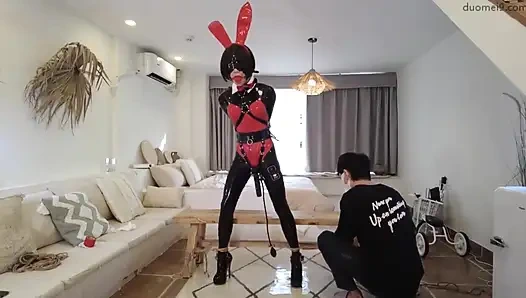 Mz13 - dudaklı tavşan kız