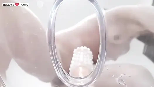 Crystal clear charm ile izin verilemez güzellik şok edici derecede yoğun solo zevk vitrini sunuyor