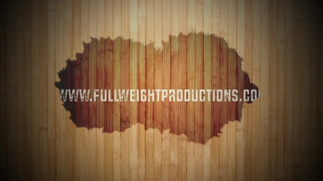 598 lb obez kadın küçük adamdan hayatı ezerken yiyor