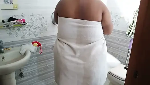 Kayınpederiyle sikişiyor
