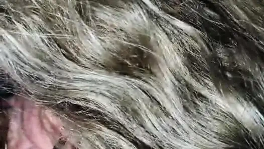 Üvey anne hepsini yutuyor ve tadını çıkarıyor