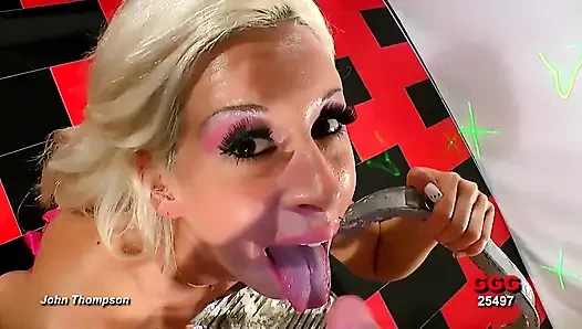 Ggg John Thompson - Vahşi Sarışınların Ateşli Bir Üçlü Sekse Ihtiyacı Var