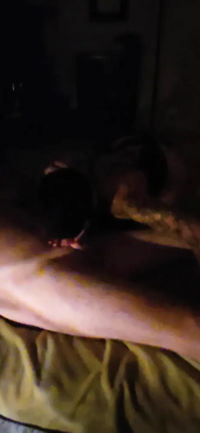 ATEŞLI EVLI KADıN JOANN SEVDIĞI ŞEYI YAPıYOR!