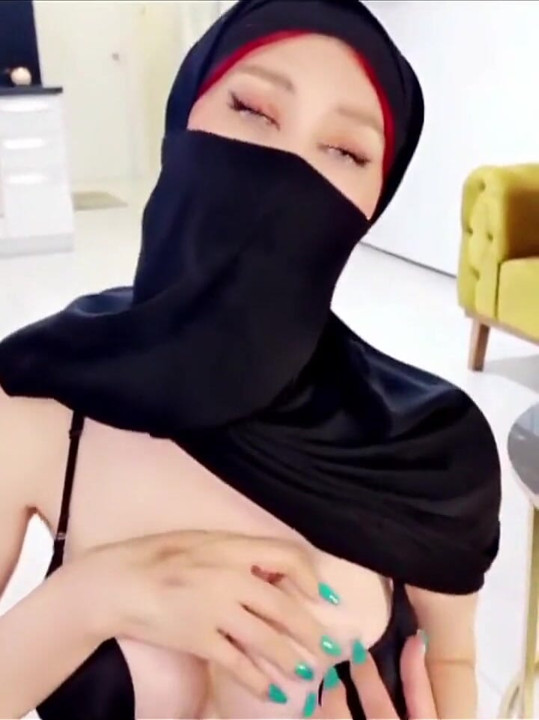 Yarak emerek tesettürlü seks yüzüne geliyor