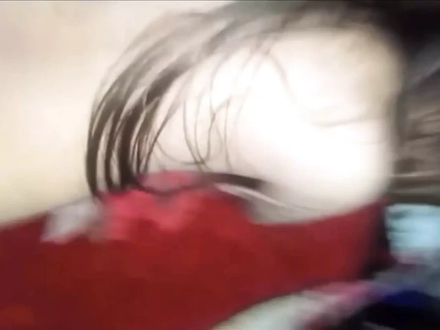 En iyi arkadaşımı evinde sikiyorum (tam)