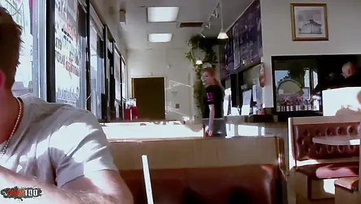 Bill Bailey ve Nicole Ray: sarışın hatun büyük yarağı alıyor