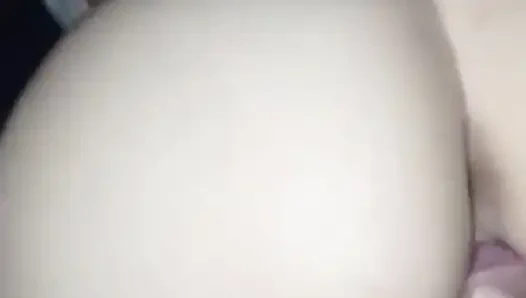 Kız arkadaşım onu sikmemi istiyor