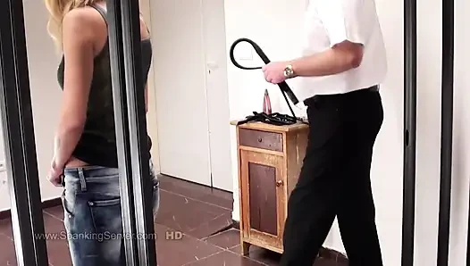 Tyron göt kırbaçlama