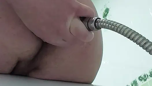 Bay Badbikki anüsü seks, lavman için hazırlıyor.