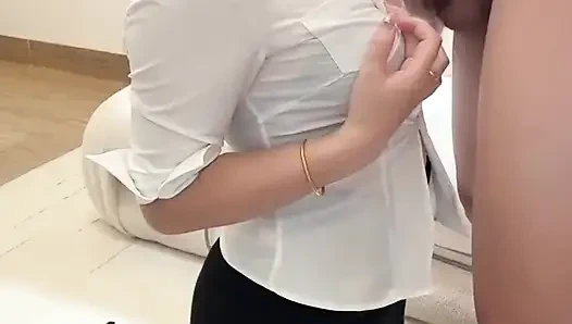 Otele gel: Otel misafirleriyle seks yapmayı seven bir temizlikçi